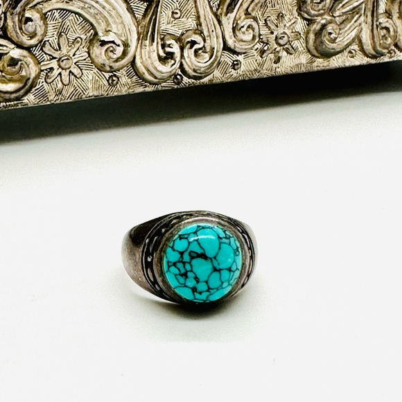 Vintage Turquoise Silver Ring - Picture 1 of 15